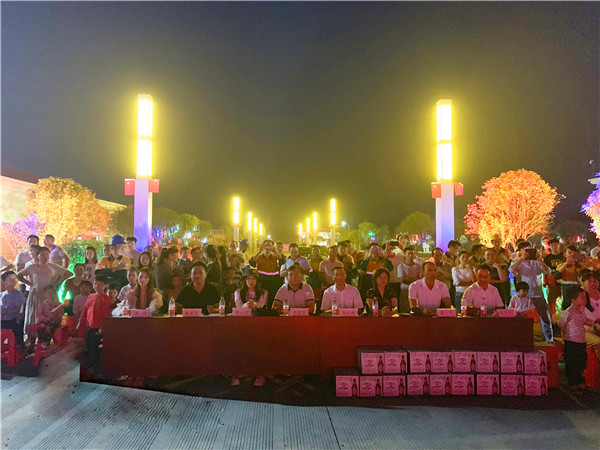永州紅獅舉辦“壯麗70年，奮斗新時(shí)代”國(guó)慶晚會(huì)暨 員工集體生日會(huì)